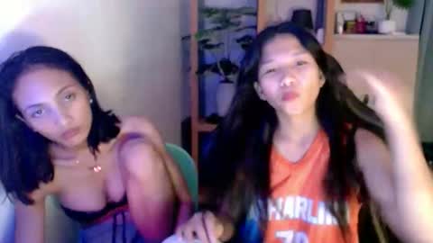 Snapshot of missalona69x chatting on March 2, 7:15 am Alona online show from March 2, 7:15 am