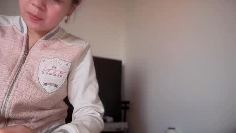 Snapshot of missameliah chatting on September 25, 12:53 pm Ameliahs online show from September 25, 12:53 pm