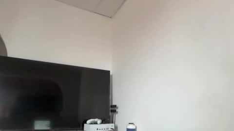 Snapshot of missameliah chatting on October 23, 12:59 pm Ameliahs online show from October 23, 12:59 pm