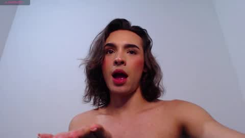 Snapshot of missarii28 chatting on March 2, 5:08 am Mis Ari online show from March 2, 5:08 am