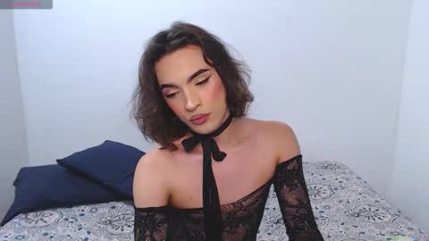 Snapshot of missarii28 chatting on March 4, 12:38 am Mis Ari online show from March 4, 12:38 am