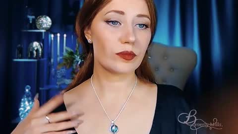 The divine Beverly online show from May 10, 10:31 am