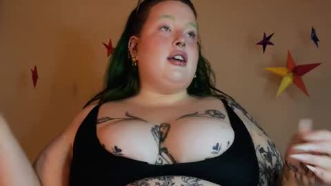 Snapshot of missbika chatting on March 16, 10:14 pm Miss Bika online show from March 16, 10:14 pm