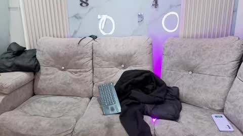 misscheelsee_as online show from April 25, 2:47 am