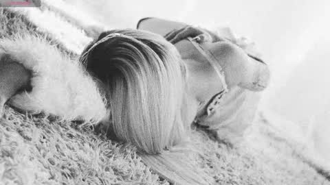 Chloe freelance model Please your thumbs up are important  online show from November 10, 12:31 am