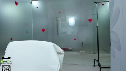Miss Domina online show from May 14, 2:51 am