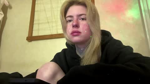 missedur online show from April 18, 7:07 pm