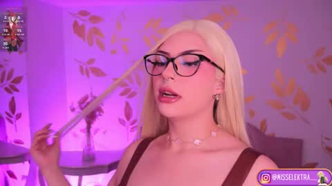 Snapshot of misselektra__ chatting on February 25, 5:39 am ELEKTRA online show from February 25, 5:39 am