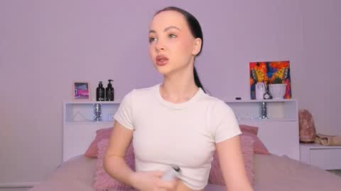 Hello dear my name Elisa online show from March 2, 4:25 am