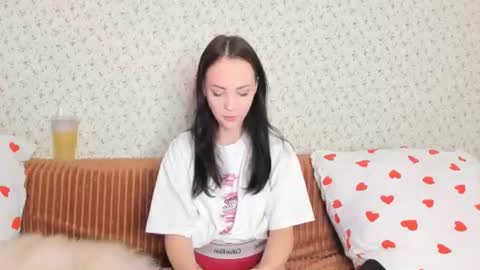 Hello dear my name Elisa online show from June 19, 8:12 pm