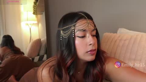 Yuliana online show from May 15, 11:17 am