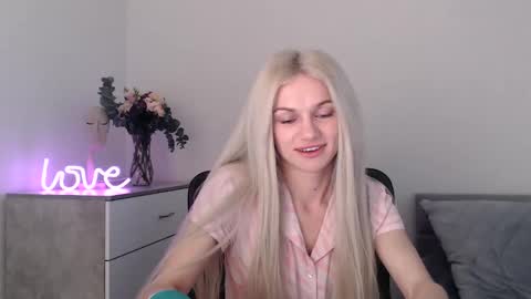 EMMA online show from March 10, 9:40 pm