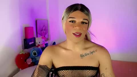 Fer online show from May 16, 12:18 am