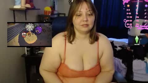 Snapshot of missfoxe12 chatting on January 12, 7:30 pm missfoxe12 online show from January 12, 7:30 pm