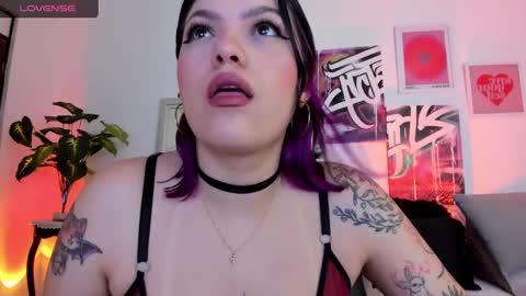 Annie online show from February 1, 2:47 am