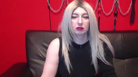 Snapshot of misskaliania chatting on February 20, 3:41 pm MissKaliAnia online show from February 20, 3:41 pm