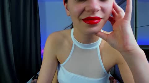 Snapshot of misskarla20 chatting on April 28, 5:40 pm Miss Karla online show from April 28, 5:40 pm