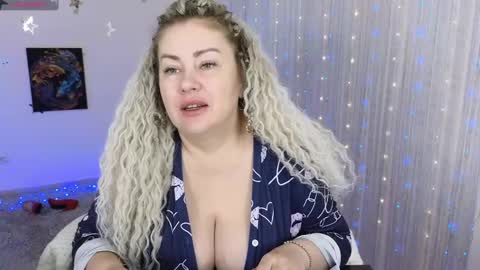you can call me Mommymy GoddessMiss Kassandra online show from December 11, 7:46 pm