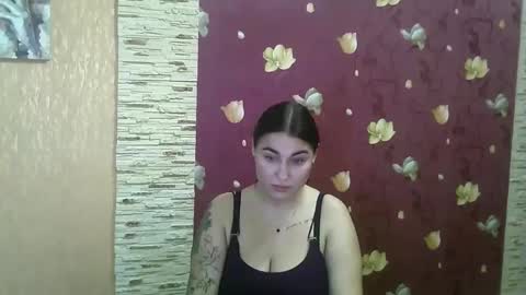 Snapshot of misskiss878 chatting on December 22, 1:34 am Lisa online show from December 22, 1:34 am