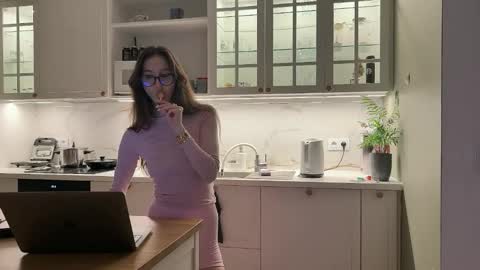 Snapshot of misslalii chatting on May 19, 9:10 pm misslalii online show from May 19, 9:10 pm