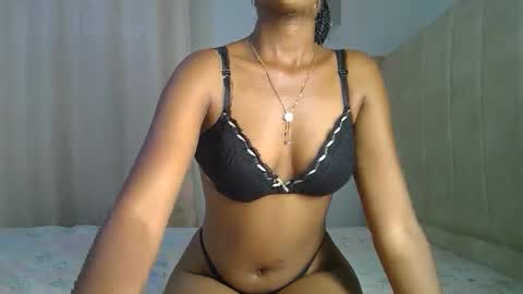 lunah online show from March 20, 3:06 pm