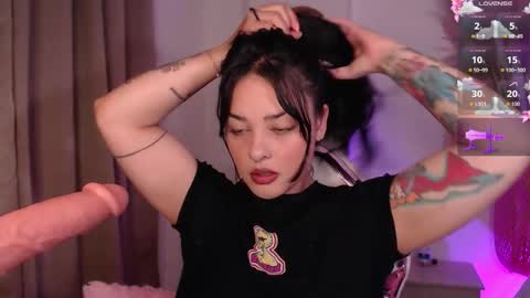 missmariana_ online show from November 12, 11:58 pm