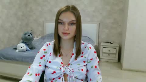 Snapshot of missmariat chatting on January 22, 9:10 pm OneGoddess online show from January 22, 9:10 pm
