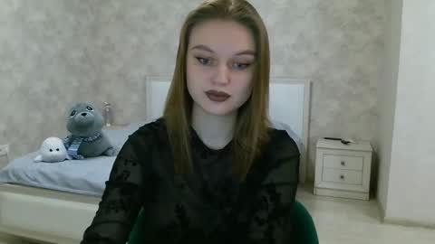 Snapshot of missmariat chatting on January 26, 5:34 pm OneGoddess online show from January 26, 5:34 pm