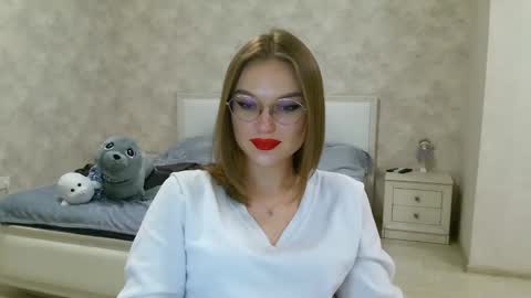 Snapshot of missmariat chatting on January 28, 10:01 pm OneGoddess online show from January 28, 10:01 pm