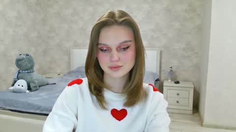 Snapshot of missmariat chatting on February 13, 2:42 pm OneGoddess online show from February 13, 2:42 pm