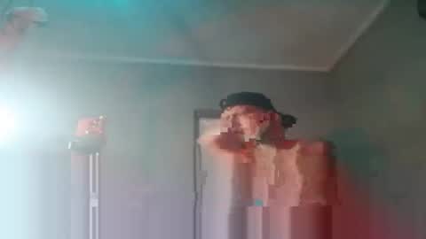 4bdn couple online show from December 4, 11:24 pm