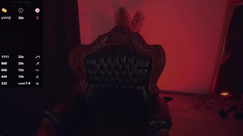 Snapshot of missmerciless chatting on October 8, 5:38 am LUXXANDRA online show from October 8, 5:38 am