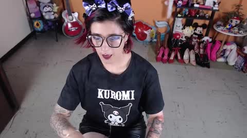 Snapshot of missmia2 chatting on January 2, 10:11 pm Miss Mia online show from January 2, 10:11 pm