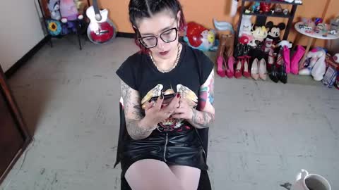 Snapshot of missmia2 chatting on January 10, 7:11 pm Miss Mia online show from January 10, 7:11 pm