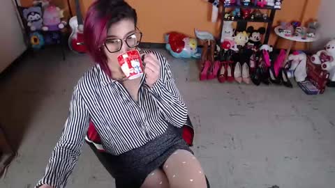 Snapshot of missmia2 chatting on January 17, 1:13 pm Miss Mia online show from January 17, 1:13 pm