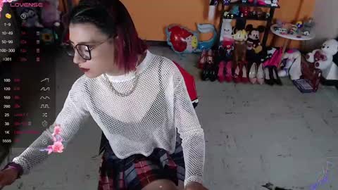 Snapshot of missmia2 chatting on January 21, 1:00 pm Miss Mia online show from January 21, 1:00 pm