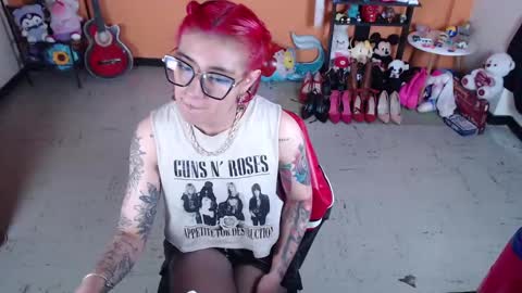 Snapshot of missmia2 chatting on January 30, 4:02 pm Miss Mia online show from January 30, 4:02 pm
