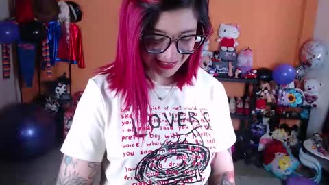 Snapshot of missmia2 chatting on September 8, 2:16 pm Miss Mia online show from September 8, 2:16 pm