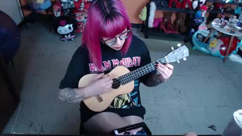 Miss Mia online show from February 2, 2:38 pm