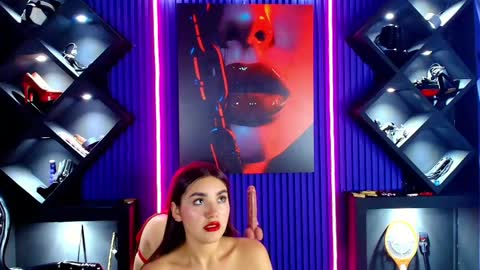 Snapshot of missmia_bdsm chatting on April 30, 9:30 pm online show from April 30, 9:30 pm
