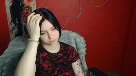 Mia online show from March 12, 12:44 pm