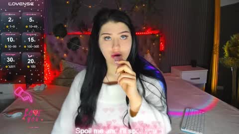 MissMillss online show from February 9, 6:01 am