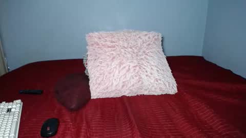 mimmi online show from November 13, 7:07 am