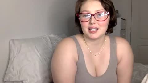 missmistressmal online show from December 3, 9:35 pm