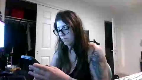 MissMona online show from May 7, 11:48 am