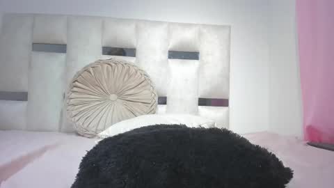 missnatasha05 online show from September 10, 11:49 pm