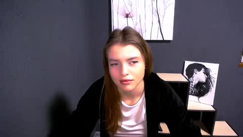 Olivia online show from November 8, 8:03 am