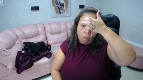 Penelope online show from January 8, 12:05 pm