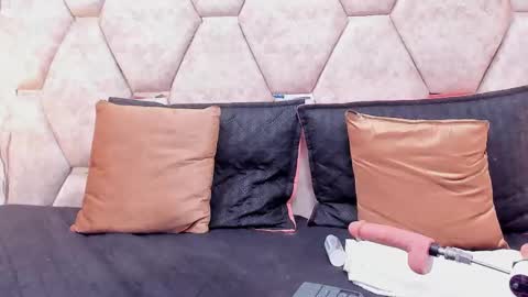 Snapshot of missperfectass_ chatting on January 3, 6:57 pm Sara online show from January 3, 6:57 pm