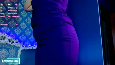 Snapshot of missrossi chatting on February 12, 8:26 pm missrossi online show from February 12, 8:26 pm